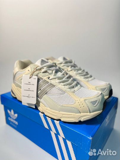 Кроссовки Adidas Response CL 43 размера