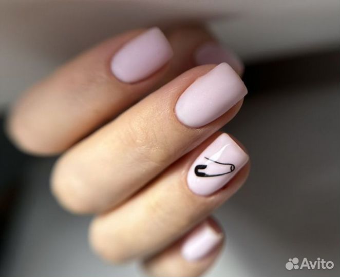 Маникюр педикюр