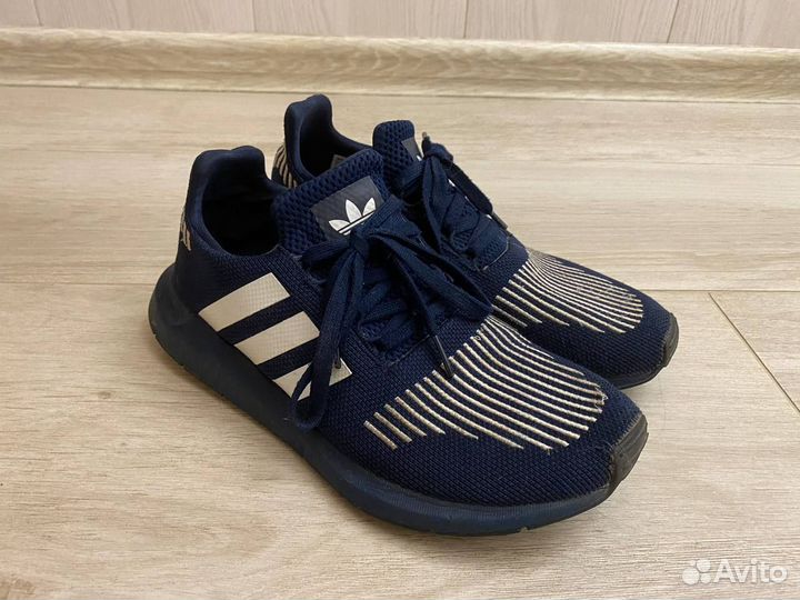 Adidas мужские кроссовки 41