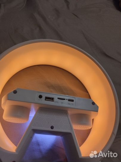 Колонка-лампа