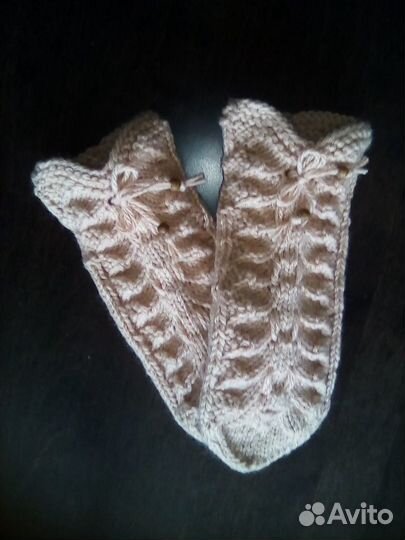 Теплые носочки и варежки, ручная работа. Новые