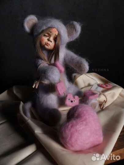 Валяная кукла ручной работы