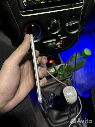 iPhone 7, 128 ГБ