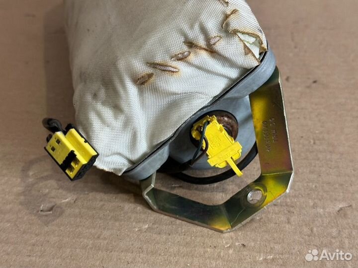 Подушка безопасности в торпедо BMW X5 E53