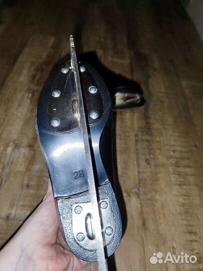 Коньки Graf Montana gold, черные, 28 р-р