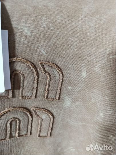 Костюм женский