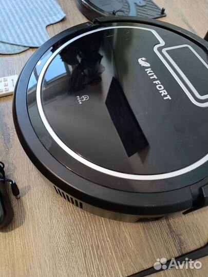 Робот-пылесос Kitfort KT-503