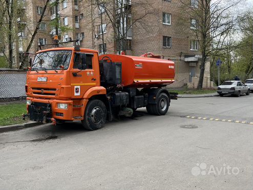 Доставка воды,аренда Поливомоечной машины