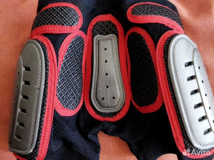 Детские защитные шорты UFO 6-9 лет