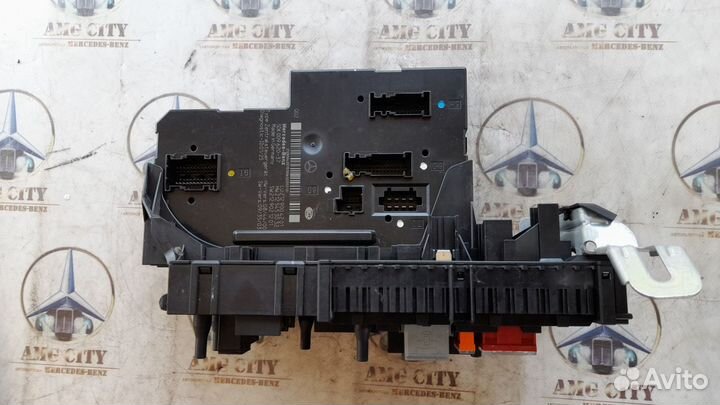 Мерседес E-Класс Блок предохранителей SAM