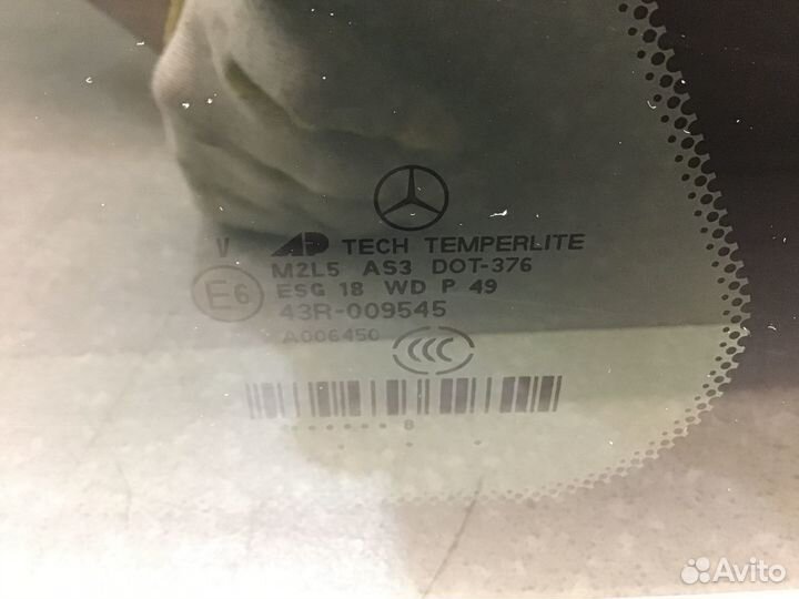 Стекло кузовное глухое левое Mercedes Benz GL-Clas