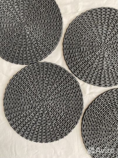 Плейсмат плетёный