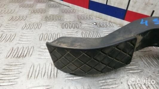 Педаль газа volkswagen passat B5 (4ST03NW01)