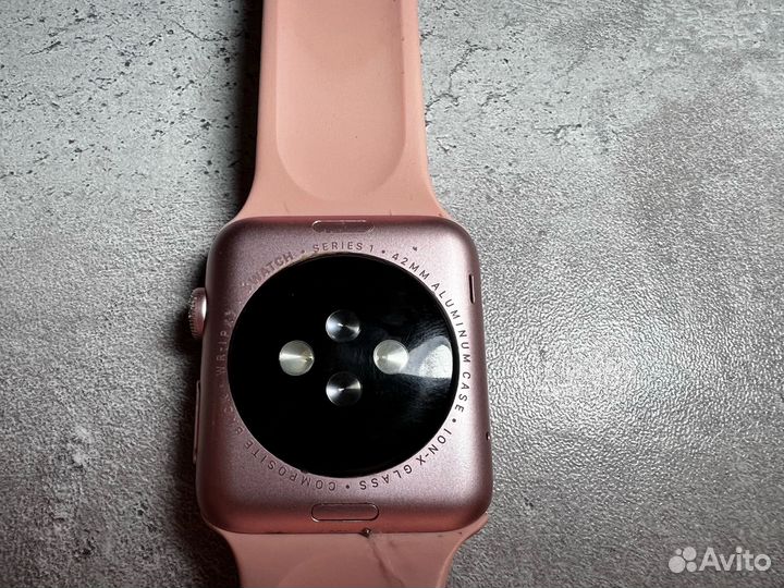 Часы apple watch 1 42mm на запчасти