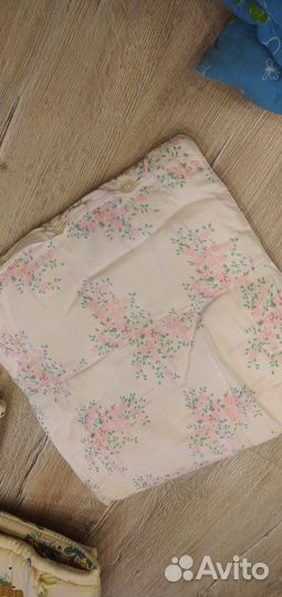 Бортики, одеяло, подушка в кроватку