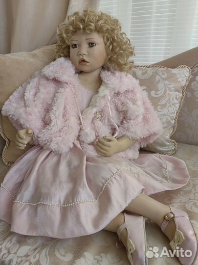 Кукла фарфоровая большая