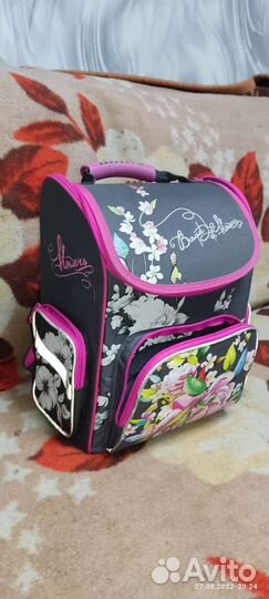 Рюкзак школьный для девочки