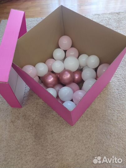 Большая подарочная коробка