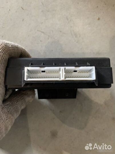 Блок управления центральным замком Hyundai Solaris