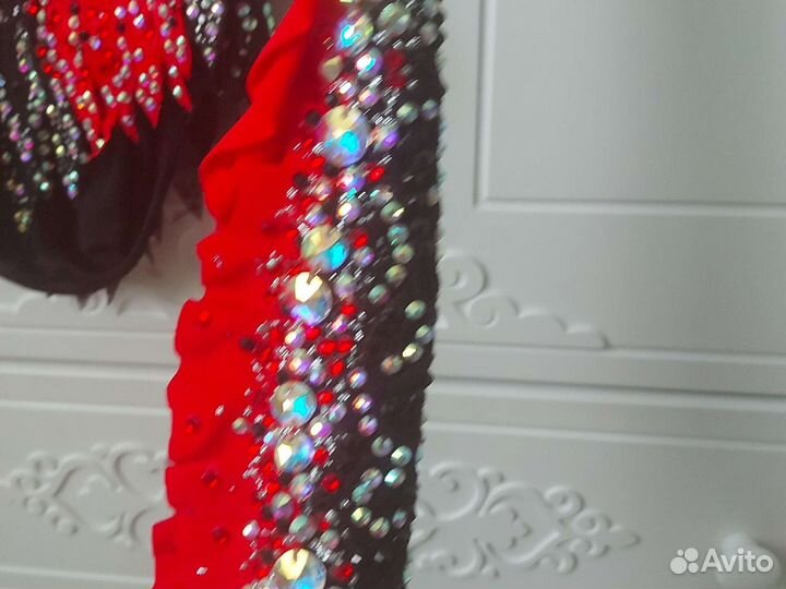 Костюм для художественной гимнастики 146