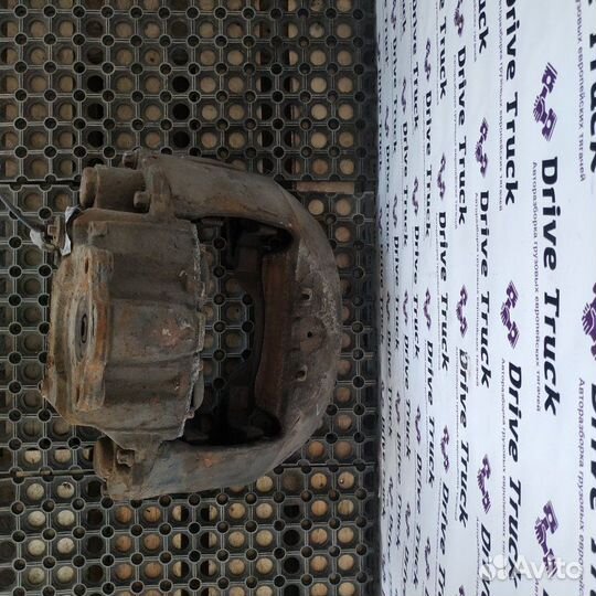 Суппорт тормозной передний левый Renault Magnum