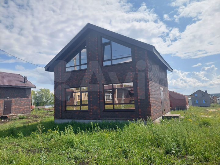 Дом 105 м² на участке 8 сот.