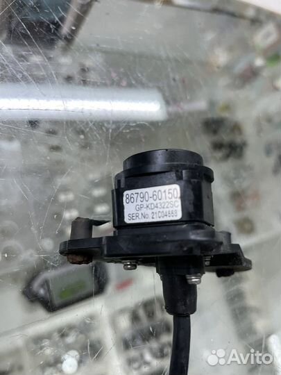 Камера зеркала левая Toyota Land Cruiser 200