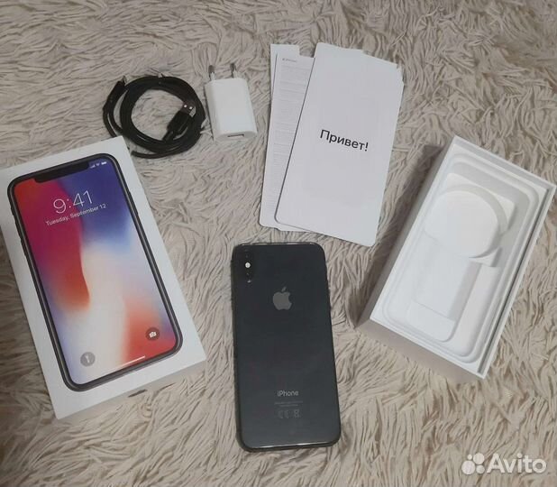 Телефон iPhone X