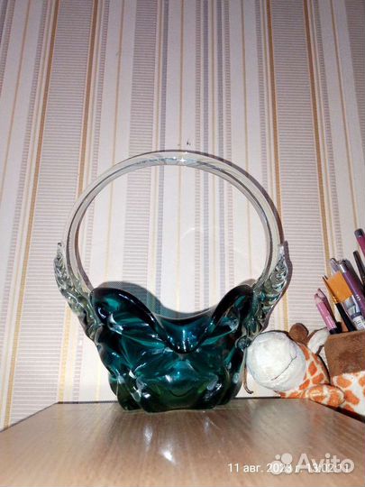 Стариная) хрустальная конфетница корзинка