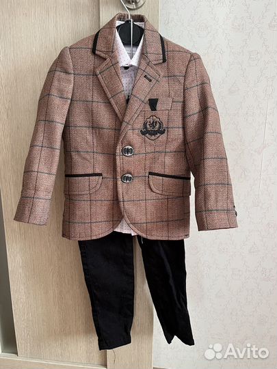 Костюм для мальчика 98