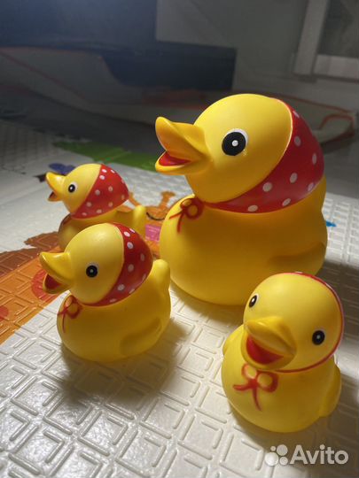 Уточки для ванны, игрушки