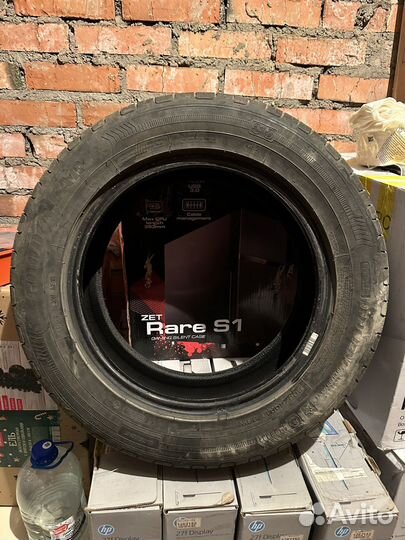 Goodyear EfficientGrip 205/60 R16