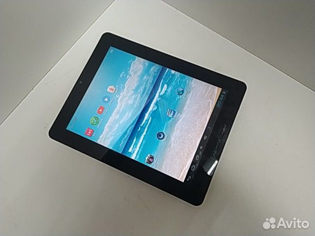 Планшет без SIM-карты Ritmix RMD-1030