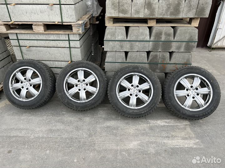 Зимние колеса в сборе R17 215/65 r17