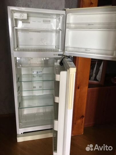 Холодильник в хорошем состоянии