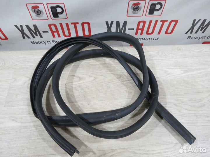 Уплотнитель двери передней левой LADA Xray