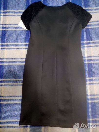 Женское платье черное 48 размер
