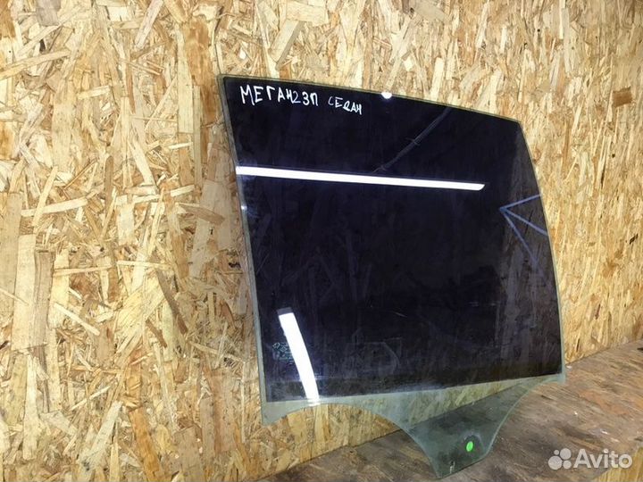 Стекло двери заднее правое Renault Megane 2 седан