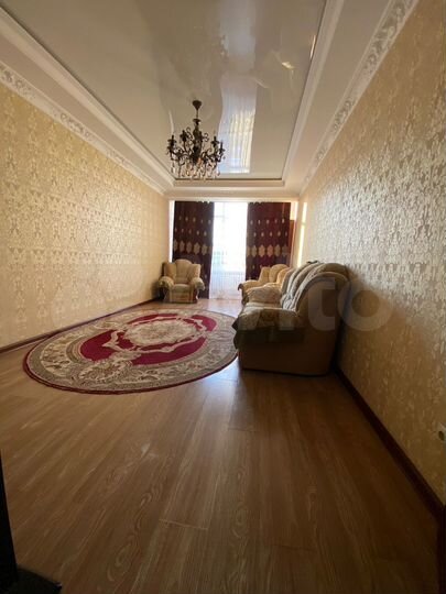 2-к. квартира, 90 м², 5/7 эт.