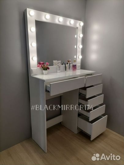 Стол для макияжа под барный стул с подсветкой