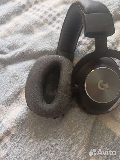 Игровые наушники Logitech G Pro