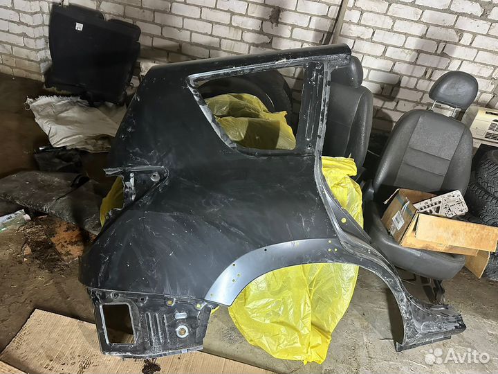 Крыло заднее правое Toyota Rav 4 XA30 long