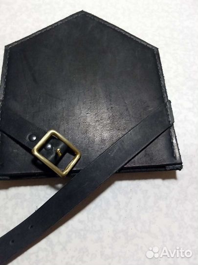 Чехол для саперной лопатки из кожи