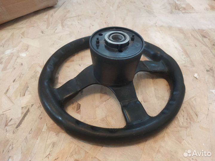 Спортивный руль Момо