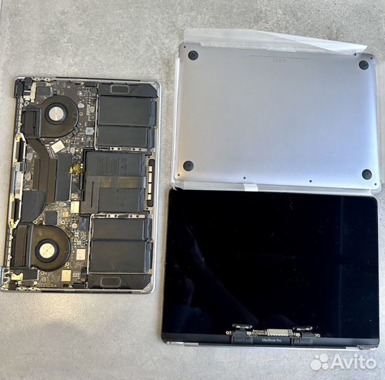 MacBook Pro 13 2020 A2251