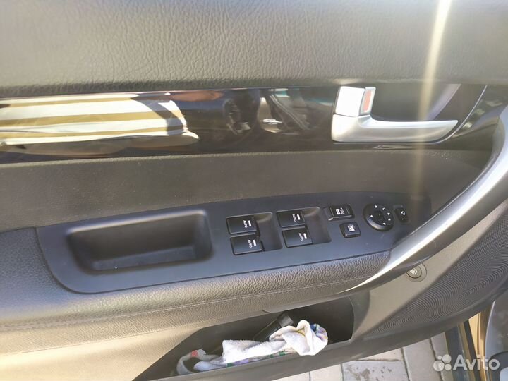 Kia Sorento 2.4 AT, 2012, 219 000 км