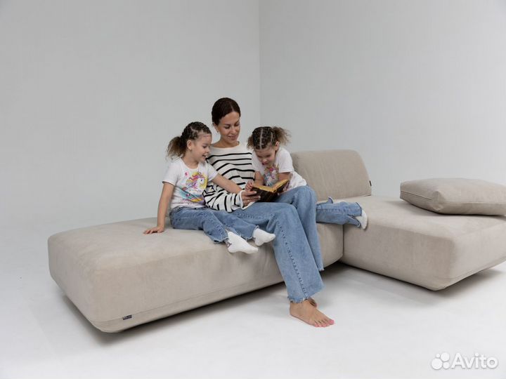 Диван 34502100 мм