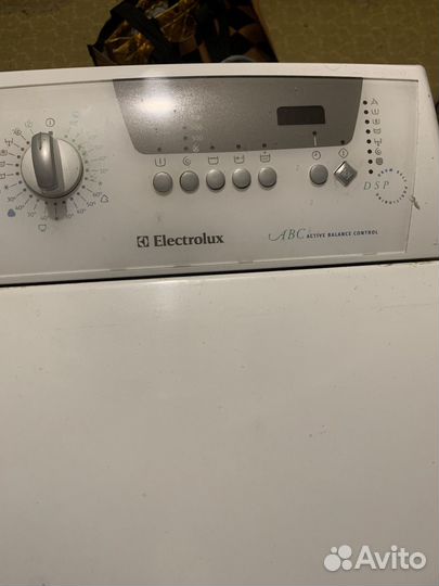 Стиральная машина с вертикальной загрузкой