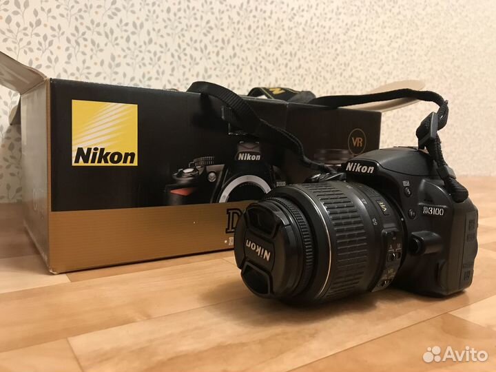 Заркальная камера Nikon D3100, 18-55 VR Kit