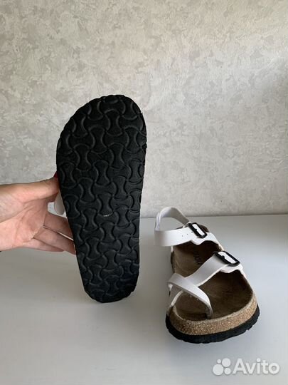 Босоножки для девочки